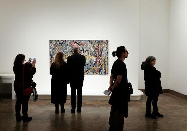 Comment acheter de l'art dans une galerie d'art ?